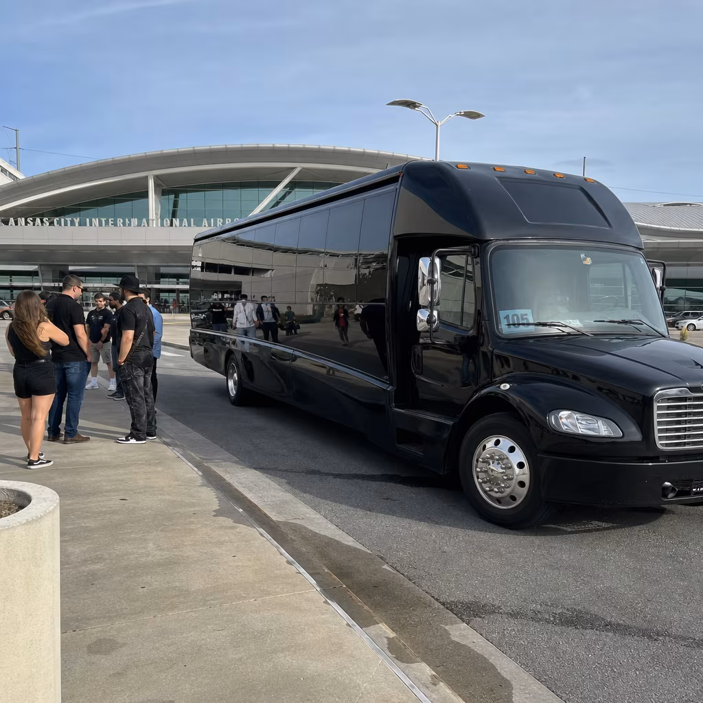 Rent a Bus to Kansas City International Airport (MCI)