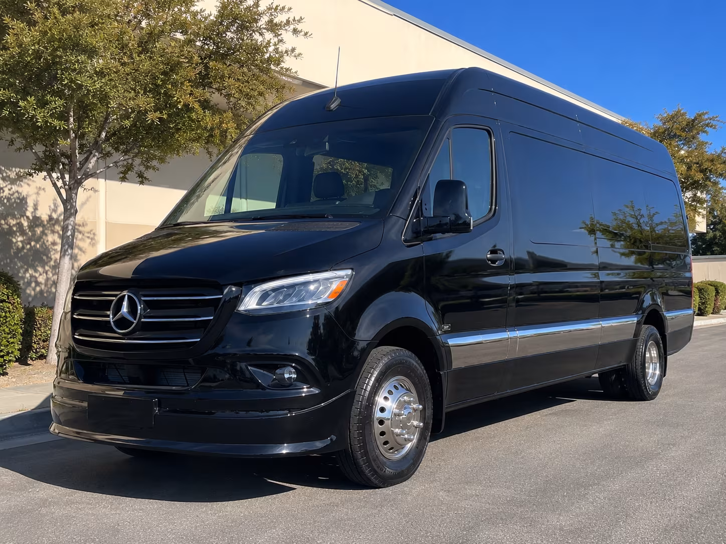 Kansas City Airport Shuttle & Transportation onboard seating