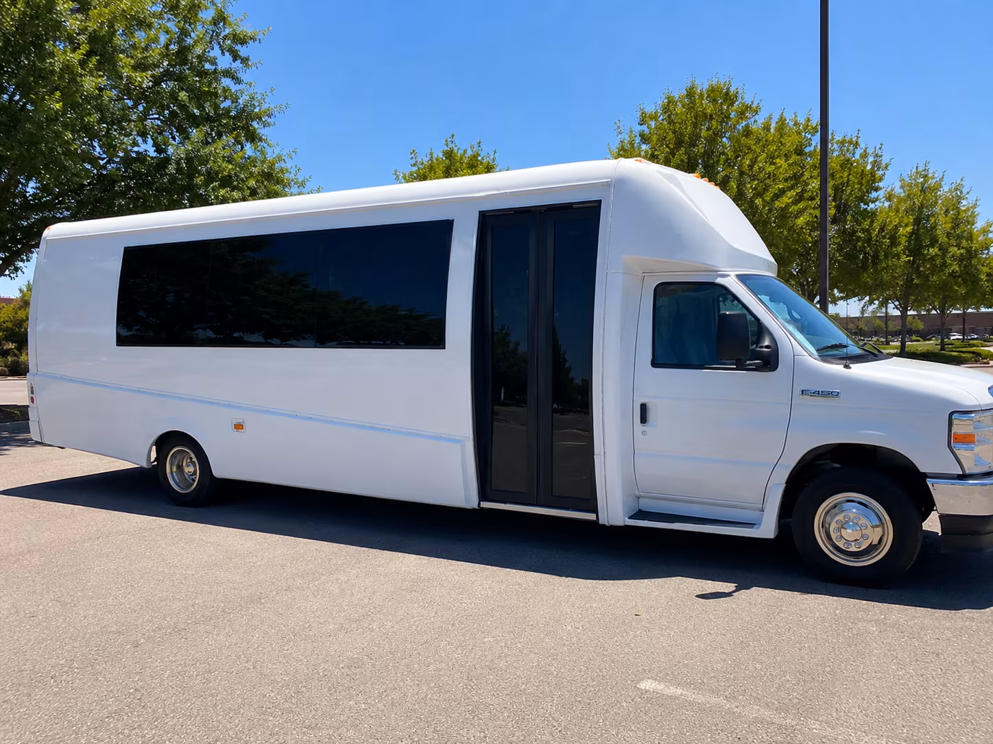 Kansas City Birthday, Sweet 16, & Quinceañera Transportation onboard seating