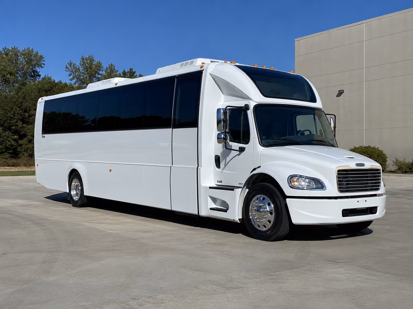 Kansas City Concert & Music Festival Transportation party bus exterior