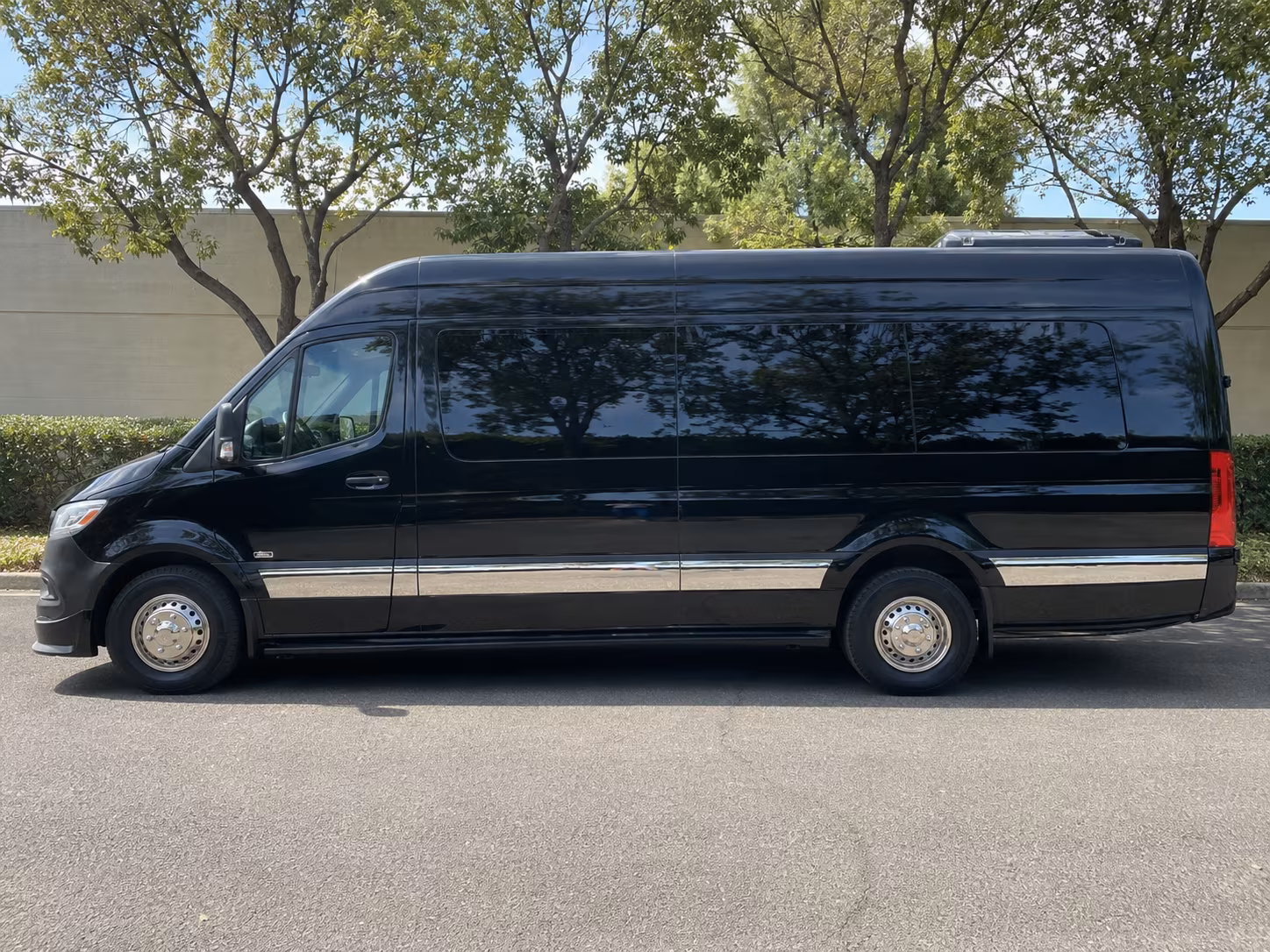 Kansas City Corporate Transportation party bus exterior