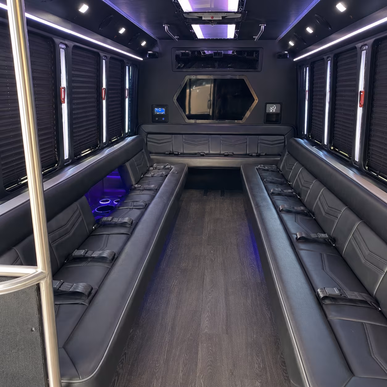 Kansas City Winery Tour & Pub Crawl Transportation party bus exterior