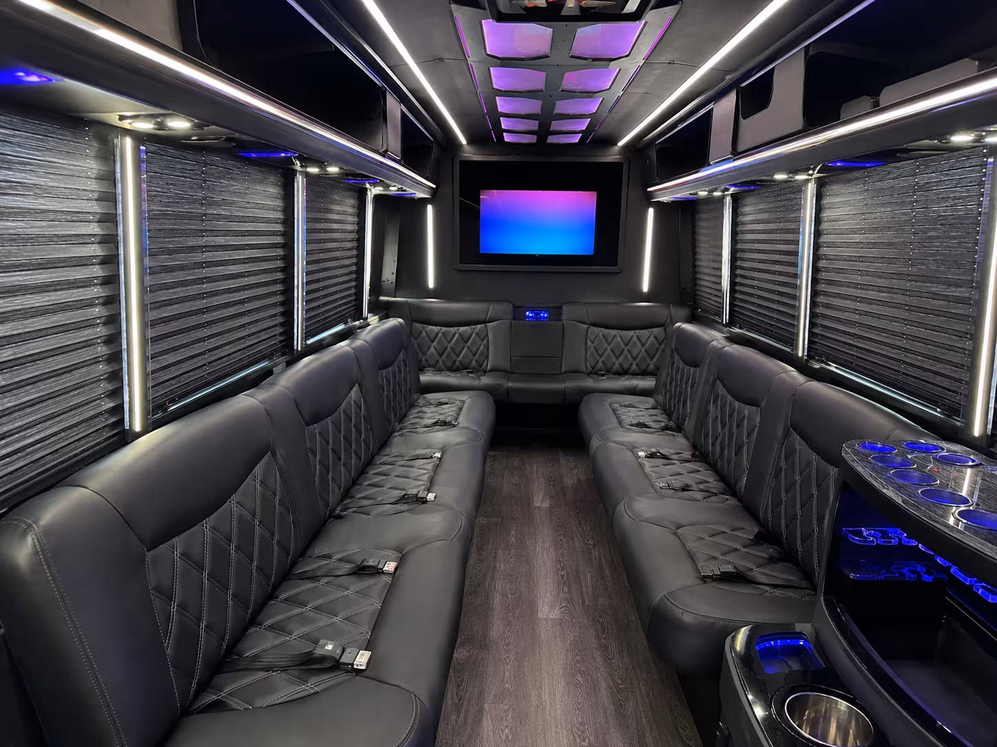 Kansas City Winery Tour & Pub Crawl Transportation