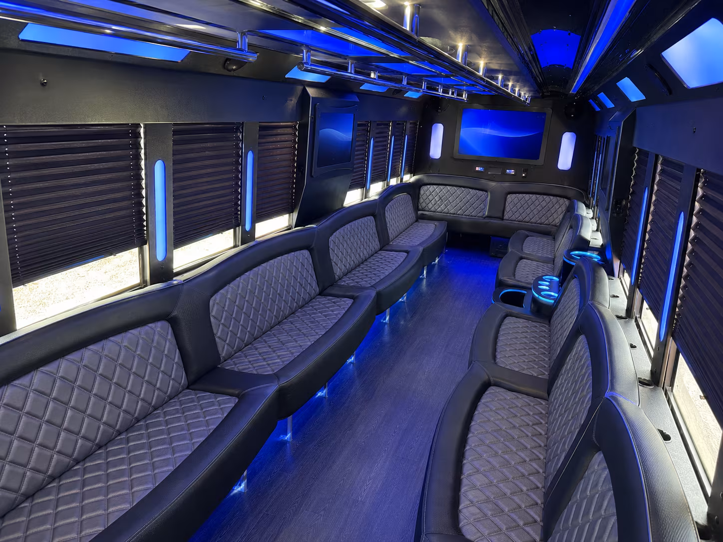 Lee's Summit Birthday, Sweet 16, & Quinceañera Party Bus Rentals