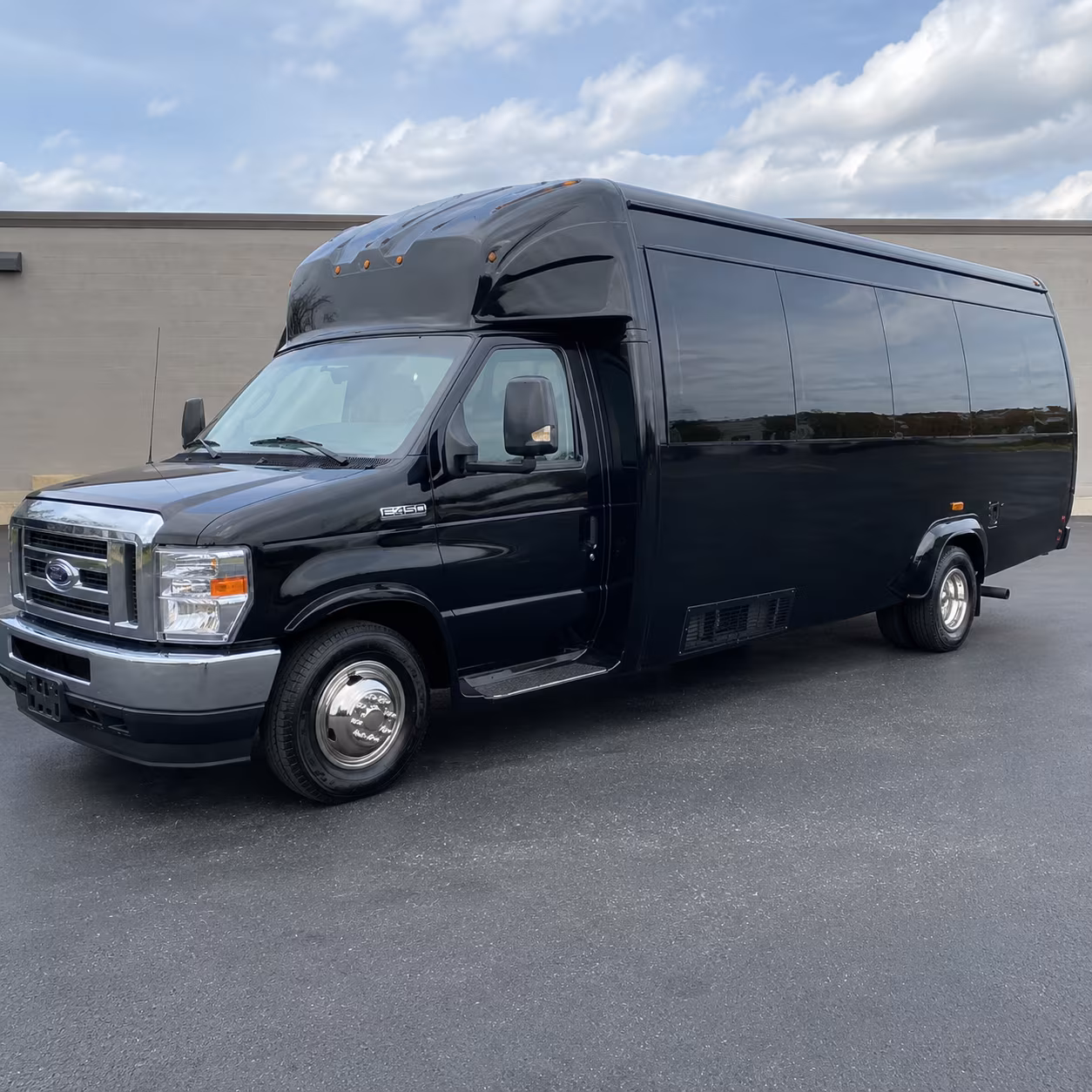 Overland Park Birthday, Sweet 16, & Quinceañera Party Bus Rentals